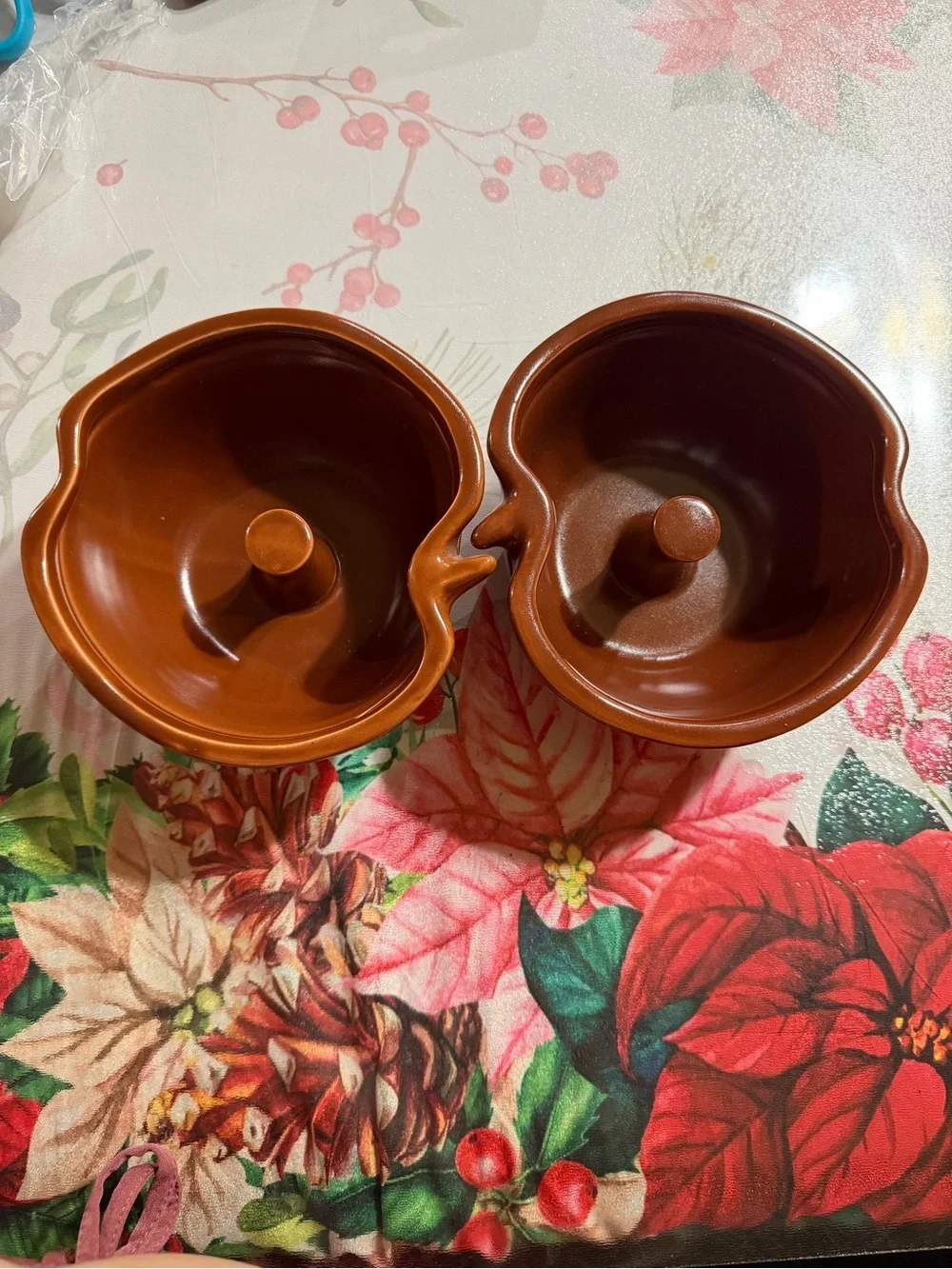 Set of 2 Brown Ceramic Apple-Style Dip Bowls with Central Peg (158)